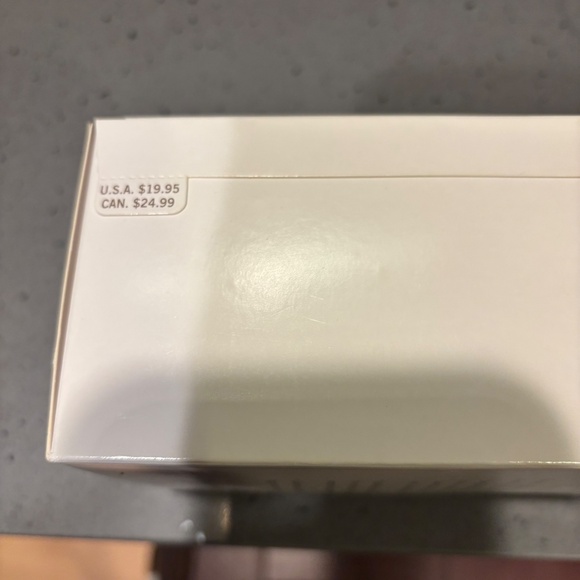 Hallmark Wonder and Light Sparkling Snowflake Ornament Set - Picture 12 of 12